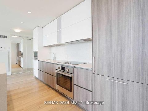 Photo 4 at 151 AVENUE Road, Annex, Toronto