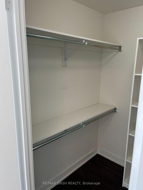 Photo 26 at 806W - 27 Bathurst Street, Waterfront Communities C1, Toronto