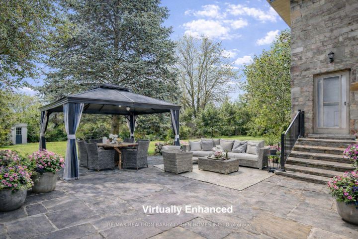 Photo 36 at 19 Lower Links Road, Windfields, Toronto