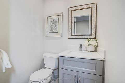 Photo 20 at 19 Lower Links Road, Windfields, Toronto