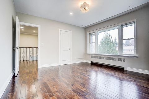 Photo 30 at 19 Lower Links Road, Windfields, Toronto