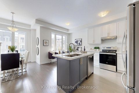 Photo 11 at 62 York Downs Boulevard, Angus Glen, Markham
