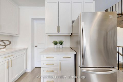 Photo 13 at 62 York Downs Boulevard, Angus Glen, Markham