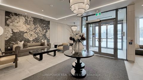 Photo 3 at 528 - 556 Marlee Avenue, Glen Park, Toronto