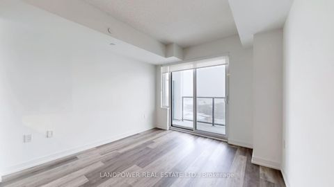 Photo 6 at 528 - 556 Marlee Avenue, Glen Park, Toronto