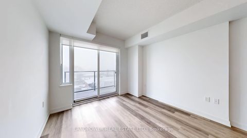 Photo 8 at 528 - 556 Marlee Avenue, Glen Park, Toronto