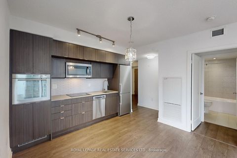 Photo 4 at 1403 - 10 York Street, Waterfront Communities C1, Toronto