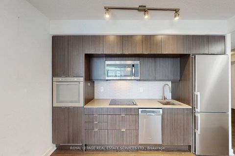 Photo 5 at 1403 - 10 York Street, Waterfront Communities C1, Toronto