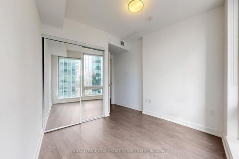 Photo 18 at 1403 - 10 York Street, Waterfront Communities C1, Toronto
