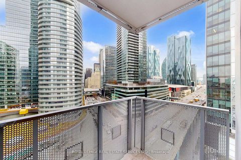 Photo 23 at 1403 - 10 York Street, Waterfront Communities C1, Toronto