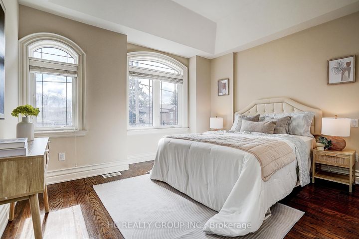 Photo 32 at 546 Melrose Avenue, Nortown, Toronto