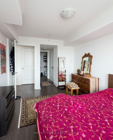 Photo 19 at 909 - 75 Norman Bethune Avenue, Beaver Creek Business Park, Richmond Hill