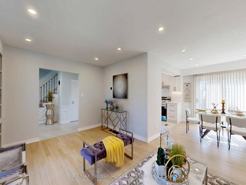 Photo 7 at 17 Ferbane Place, Don Valley Village, Toronto