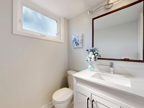 Photo 13 at 17 Ferbane Place, Don Valley Village, Toronto