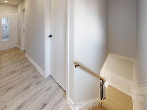 Photo 14 at 17 Ferbane Place, Don Valley Village, Toronto