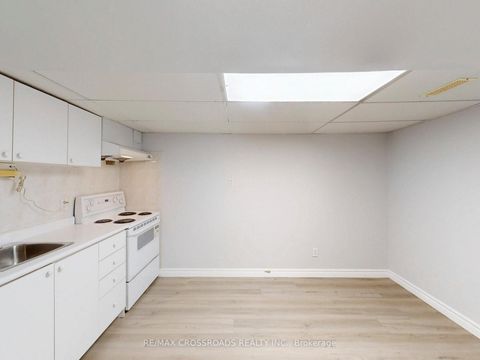 Photo 24 at 17 Ferbane Place, Don Valley Village, Toronto