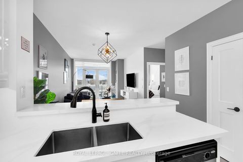 Photo 6 at 704 - 1135 Royal York Road, Humber Valley, Toronto