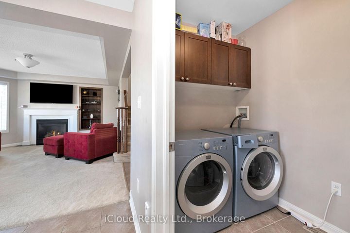 Photo 17 at 11 Bonavista Drive, Credit Valley, Brampton