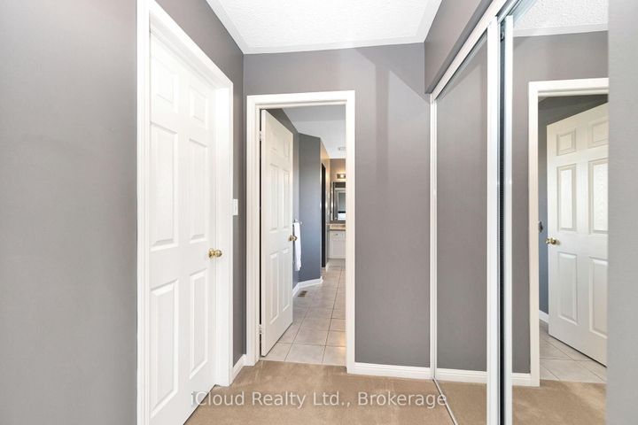 Photo 34 at 11 Bonavista Drive, Credit Valley, Brampton