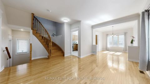 Photo 3 at 62 Macedonia Court, Summerhill Estates, Newmarket