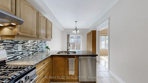 Photo 9 at 62 Macedonia Court, Summerhill Estates, Newmarket