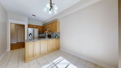 Photo 11 at 62 Macedonia Court, Summerhill Estates, Newmarket