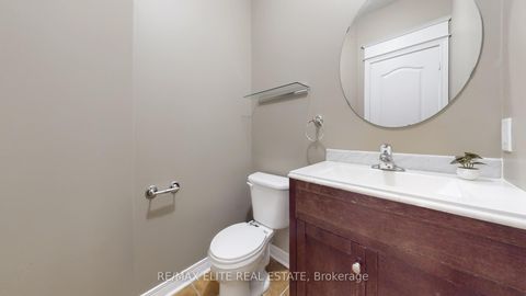 Photo 13 at 62 Macedonia Court, Summerhill Estates, Newmarket