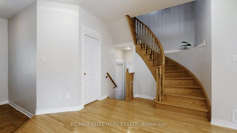 Photo 16 at 62 Macedonia Court, Summerhill Estates, Newmarket