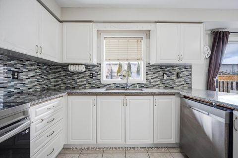 Photo 12 at 3386 Crimson King Circle, Lisgar, Mississauga