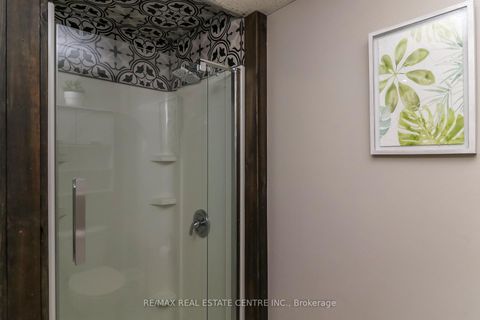 Photo 35 at 39 Cardinal Street, Cundles East, Barrie