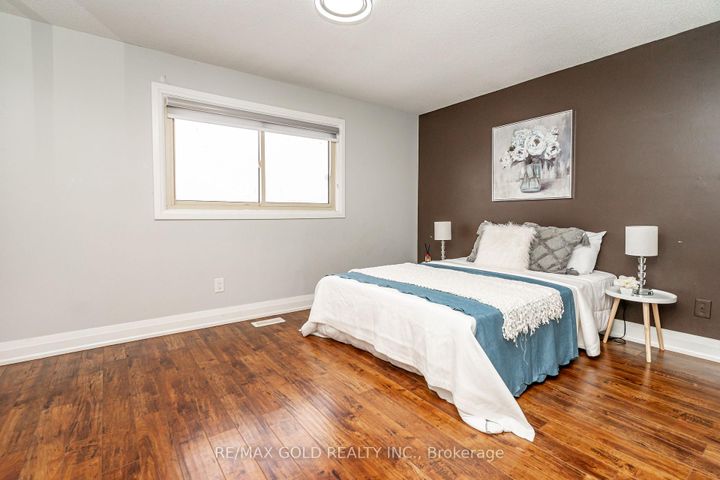 Photo 22 at 13 Martindale Crescent, Brampton West, Brampton