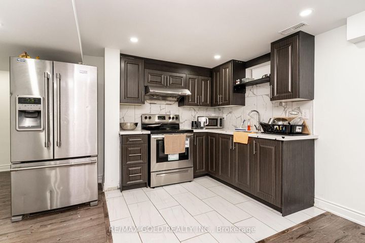 Photo 31 at 13 Martindale Crescent, Brampton West, Brampton