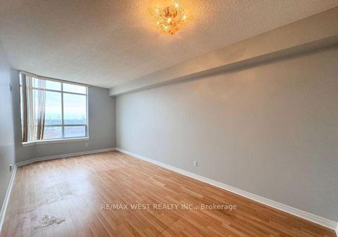 Photo 8 at PH7 - 1700 Eglinton Avenue E, Victoria Village, Toronto