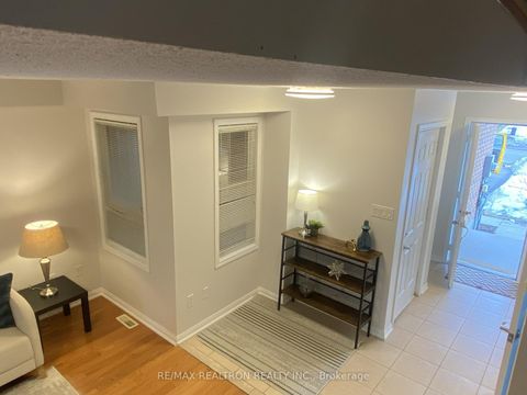 Photo 2 at 70 Commonwealth Road, Shore, Barrie