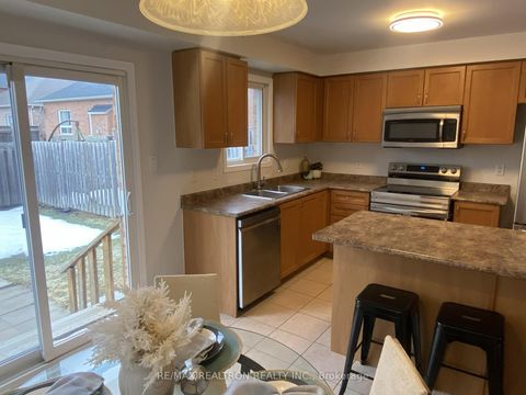 Photo 5 at 70 Commonwealth Road, Shore, Barrie