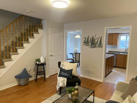 Photo 8 at 70 Commonwealth Road, Shore, Barrie