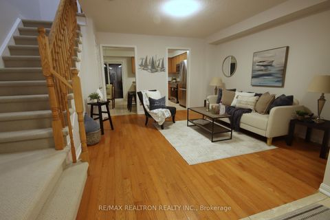 Photo 11 at 70 Commonwealth Road, Shore, Barrie