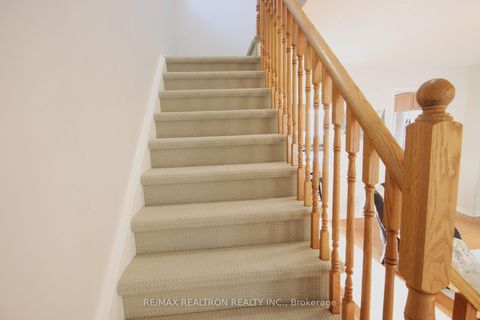 Photo 13 at 70 Commonwealth Road, Shore, Barrie