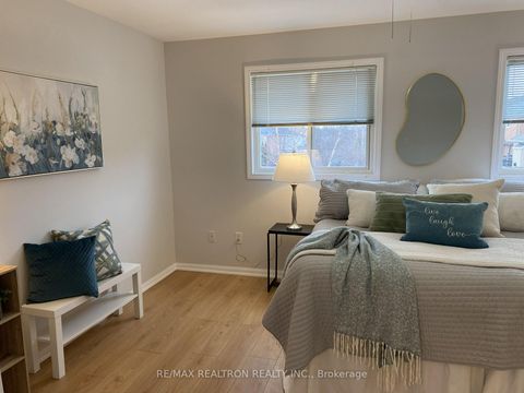 Photo 16 at 70 Commonwealth Road, Shore, Barrie