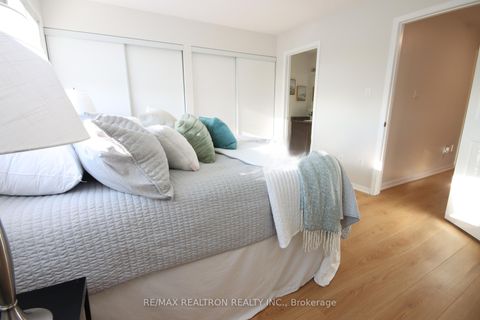 Photo 17 at 70 Commonwealth Road, Shore, Barrie