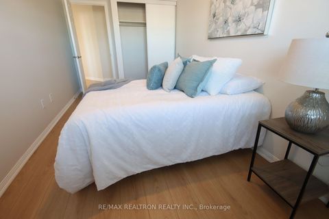 Photo 20 at 70 Commonwealth Road, Shore, Barrie