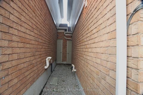 Photo 27 at 70 Commonwealth Road, Shore, Barrie