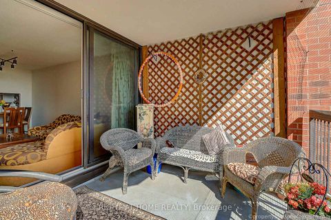 Photo 10 at 1703 - 77 Maitland Place, South St. James Town, Toronto