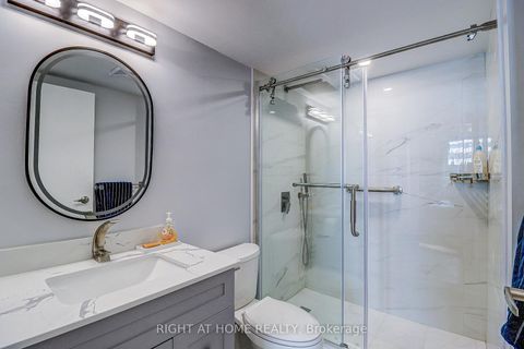 Photo 16 at 1703 - 77 Maitland Place, South St. James Town, Toronto