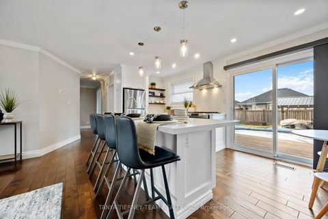 Photo 14 at 14 Ferguson Avenue, Brooklin, Whitby