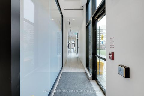 Photo 32 at 1015 - 86 Dundas Street E, Cooksville, Mississauga