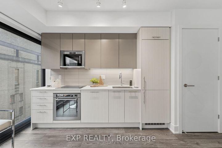 Photo 18 at 513 - 403 Church Street, Yonge Corridor, Toronto