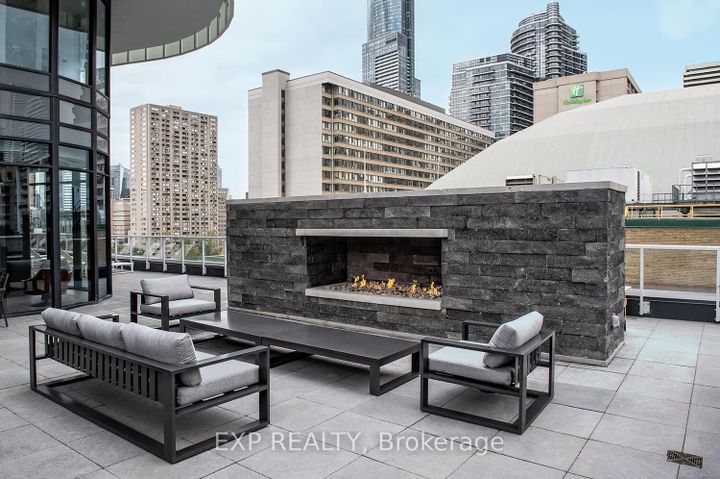 Photo 36 at 513 - 403 Church Street, Yonge Corridor, Toronto