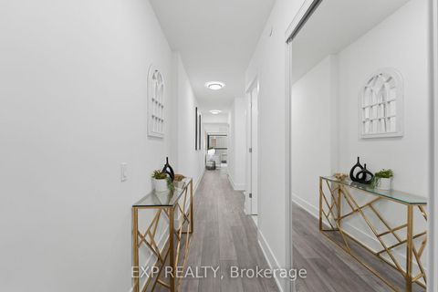 Photo 6 at 513 - 403 Church Street, Yonge Corridor, Toronto