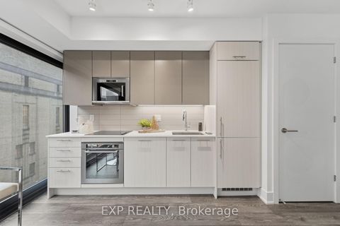 Photo 18 at 513 - 403 Church Street, Yonge Corridor, Toronto